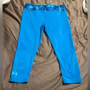 UA blue capris